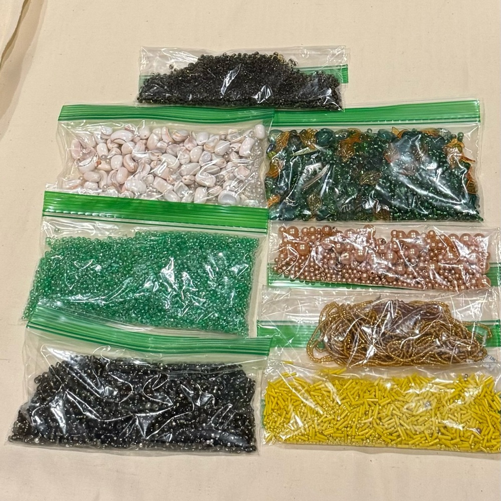 Bulk of vintage beads for crafts